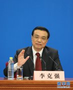 李克強：新型城鎮(zhèn)化的核心是人 必須保護農(nóng)民利