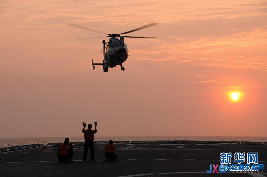 中國海軍艦艇編隊在遠海訓練