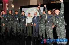 我軍指揮員：軍隊非黨化致蘇聯解體教訓深刻