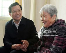 “把甘祖昌將軍的革命精神發(fā)揚(yáng)光大”[圖]