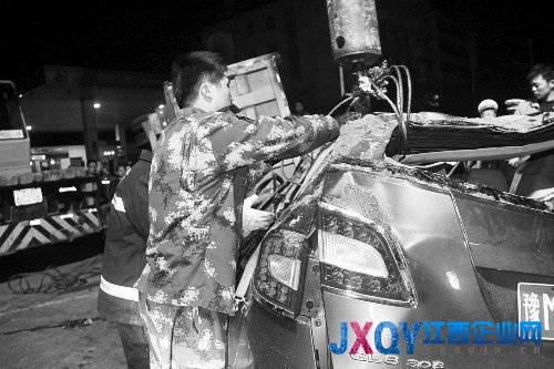 河南陜縣政協主席等6人考察返回途中遭車禍身亡