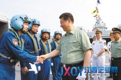 習(xí)近平視察海軍三亞部隊(duì) 要求強(qiáng)化官兵打仗思想